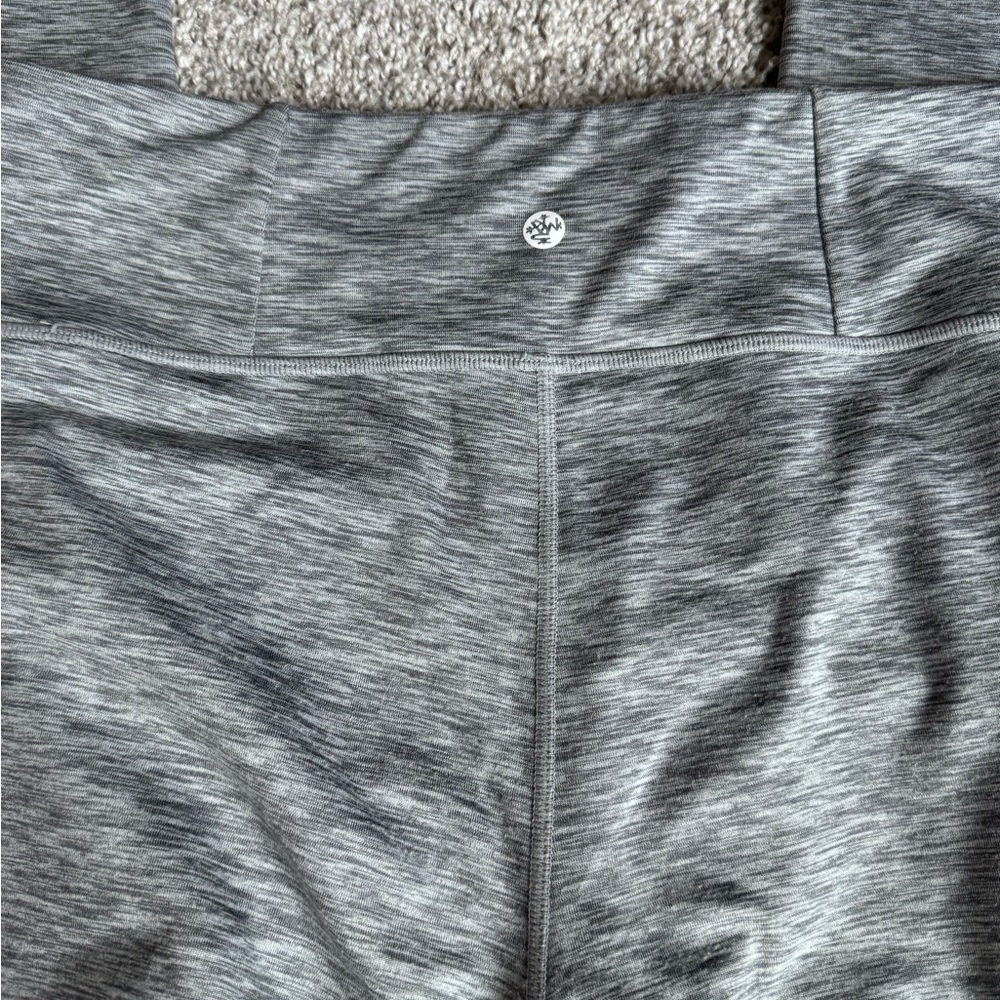 Manduka Gray Leggings - Picture 5 of 6